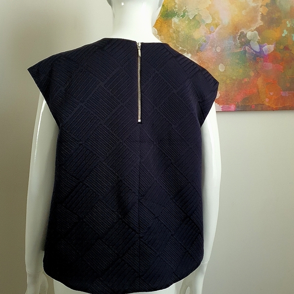 Country Road Navy Blue Textured Structured Crop Top Size L - Picture 4 of 12